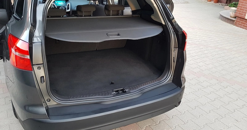 Ford Focus cena 36500 przebieg: 131000, rok produkcji 2017 z Strzegom małe 742